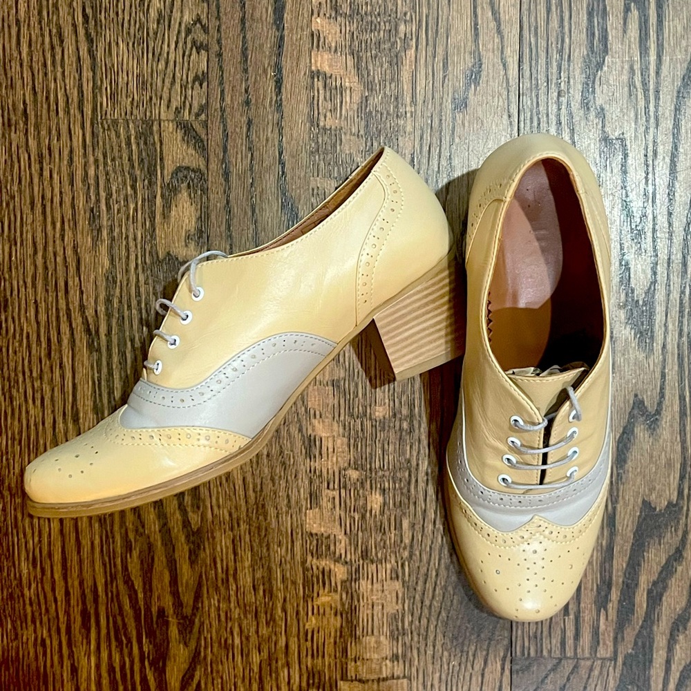 Julia Bo Retro Leather Oxford Pumps Heels - Size 38 / 7.5-8